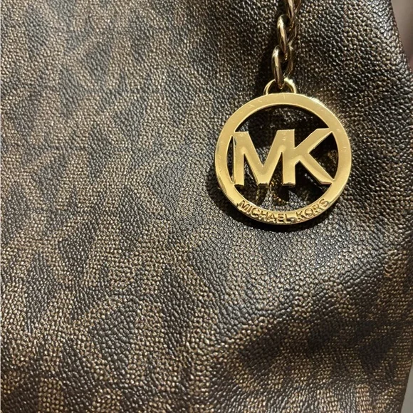 Michael Kors Brown Signature Jet Set Bag - Picture 2 of 7